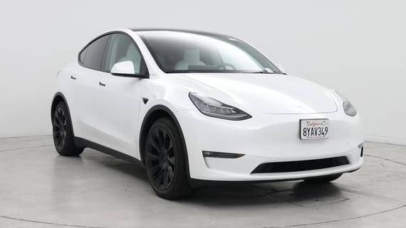 TESLA MODEL Y 2021 5YJYGDEE0MF258441 image
